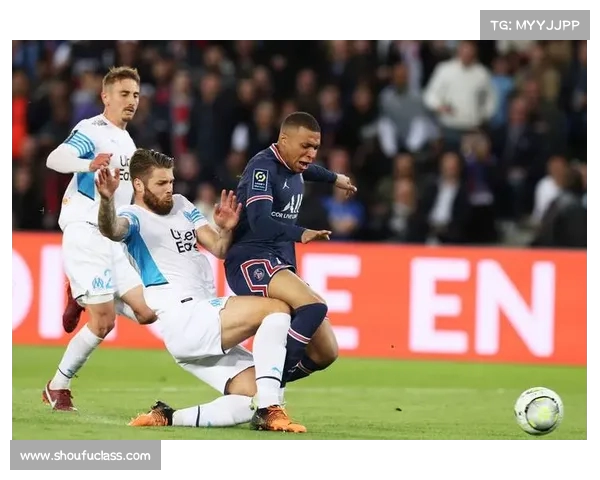 法甲德比战:巴黎圣日耳曼与马赛争夺荣耀的激情对决 法甲德比战:巴黎圣日耳曼与马赛争夺荣耀的激情对决