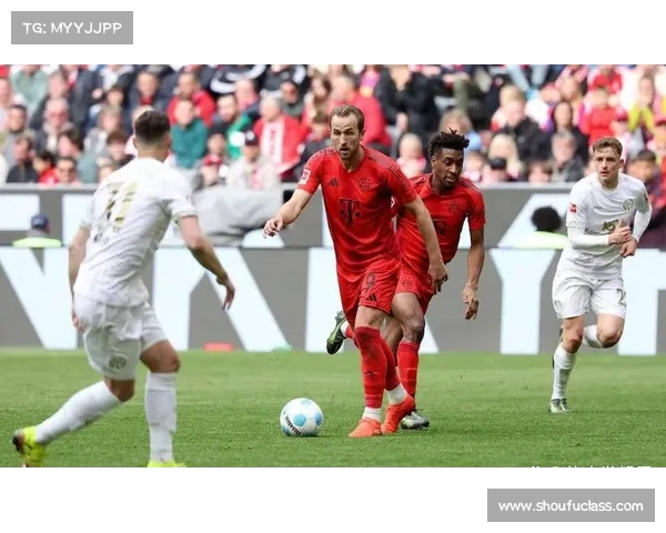 德甲新赛季风云再起 多支豪门球队争夺冠军宝座战况激烈